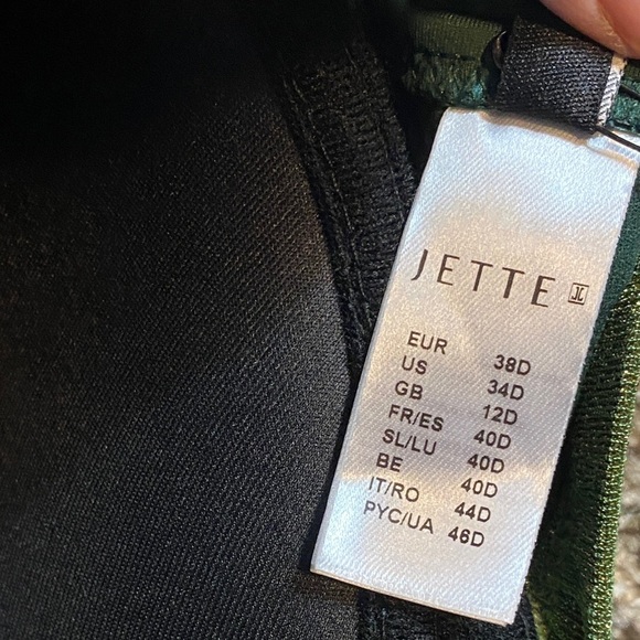 Jette 2 Tone Green Halter Bikini Set - Picture 3 of 8